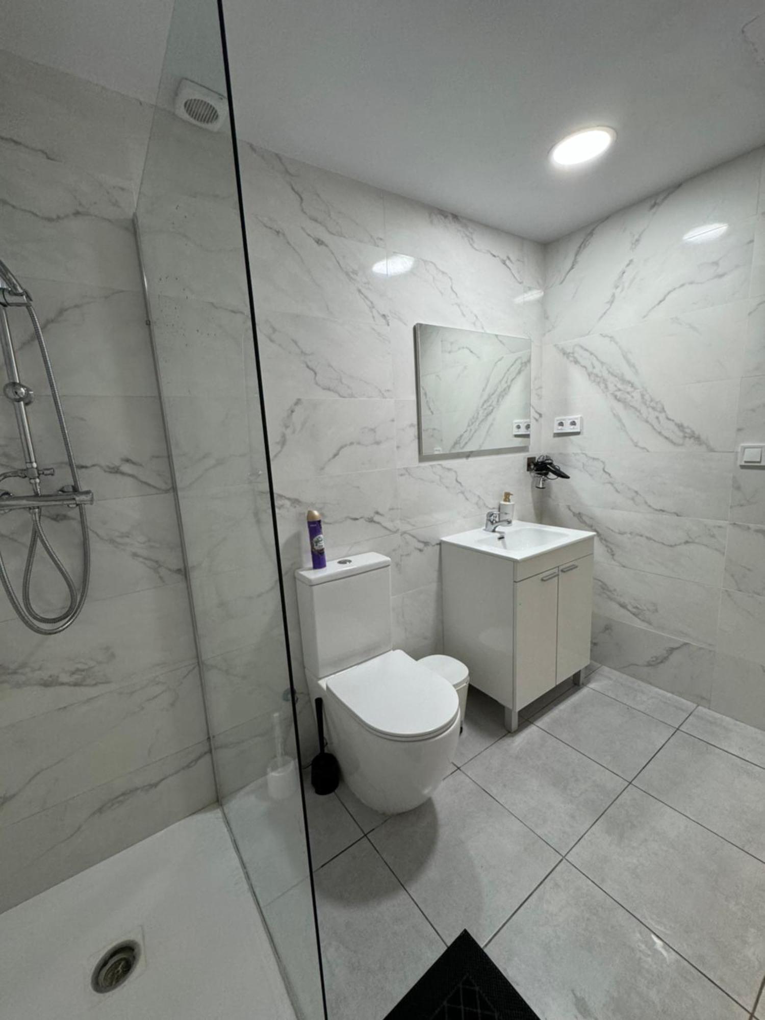 Habitacion Para Un Buen Confort En Bcn Apartamento *